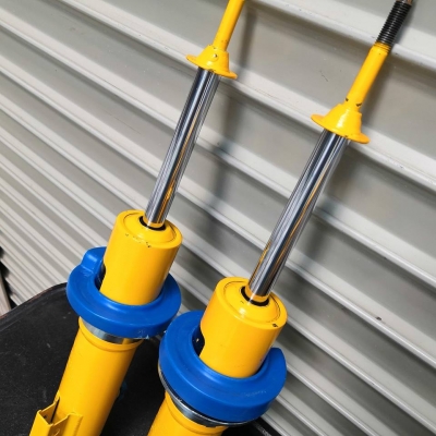 ขายโช้ค คู่หน้าProfender ปรับ4ระดับ รถเดิม-ยก2นิ้ว สภาพของใหม่ ขายโช้ค คู่หน้าProfender ปรับ4ระดับ รถเดิม-ยก2นิ้ว สภาพของใหม่