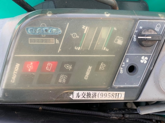 KOMATSU 40-7 ขนาดPC-40 <มีVDOให้ชม>รถเก่านอกมีเอกสารอินวอย☎️ติดต่อ 085-5632278 <ราคาต่อรองได้>