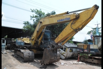 แมคโคร PC 200 รุ่น 3 สภาพสวยๆ