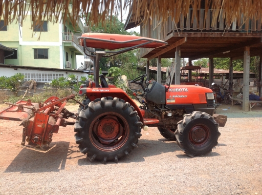 ปัญญาแทรคเตอร์มาแล้ว...จัดมาให้ครับ คูโบต้า L3408 DI พร้อมโรตาลี่ จัดไปเพชรบูรณ์คับ