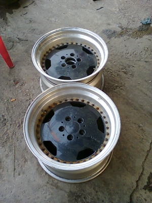 ขายล้อ AMGแท้หน้า8 หลัง10 5รู112 0806260417 14000