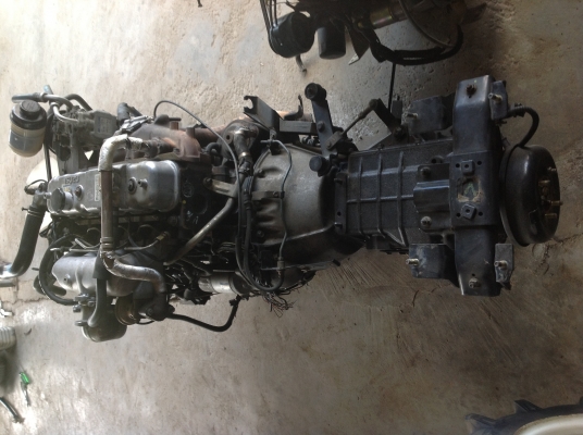 ขายเครื่อง ISUZU เก่าญี่ปุ่นรุ่น 4JG2. 3100 cc พร้อมเกียร์ สภาพสวยมากยังไม่เคยใช้งานในไทย