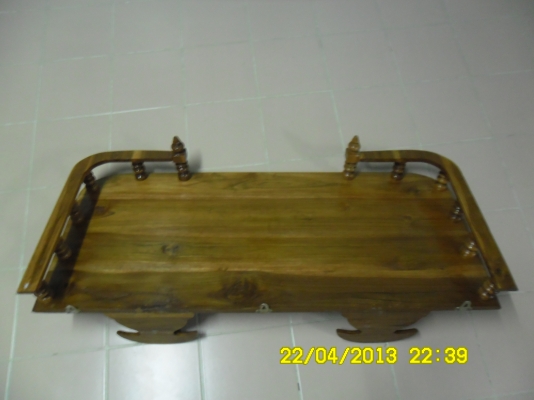 ขายหิ้งพระไม้สักเป็นของใหม่ 100\%  ขนาดประมาณ 50 * 100 ซ.ม