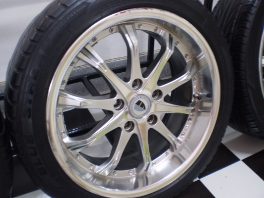 ขายแม็กขอบ17 พร้อมยาง ขายแม็กขอบ17 พร้อมยาง