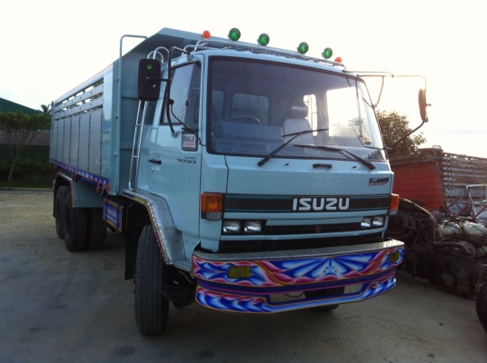ISUZU ร็อกกี้ 240 นางฟ้า 2เพลา ดั้ม