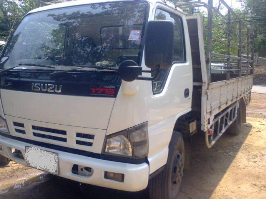 6 ล้อ ISUZU NQR 175 แรงม้า รถห้างแท้ ยาว 5.50 เมตร ปี 49