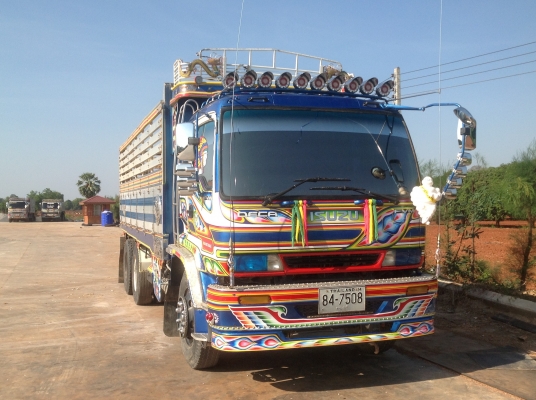 ขายด่วนสิบล้อสองเพลาดั้ม. หลุดมัดจำ