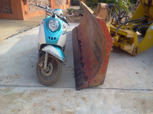 ใบมีดดัน ขนาดใหญ่