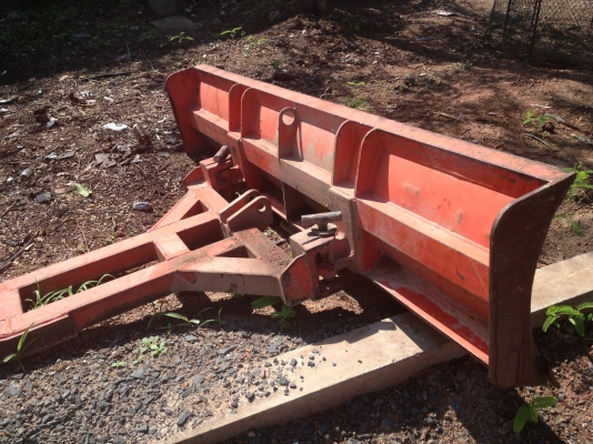 ขายใบมีดดันหน้า L4708 สภาพดีราคาถูกกว่าครึ่ง (จองแล้ว)