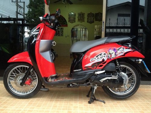 HONDA SCOOPY Iสวยแกะกล่องสภาพป้ายแดงวิ่งน้อยไร้ที่ติ