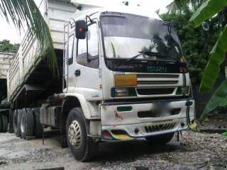 รถอิซูซุ 10 ล้อดั้ม FXZ 270 แรงม้า ปี 51  ( ขายแม่ลูก ) สนใจติดต่อ 081 - 6079515