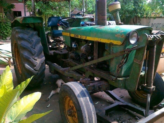 ขายรถไถ จอนห์เดียร์ 2130 ขายรถไถ จอนห์เดียร์ 2130