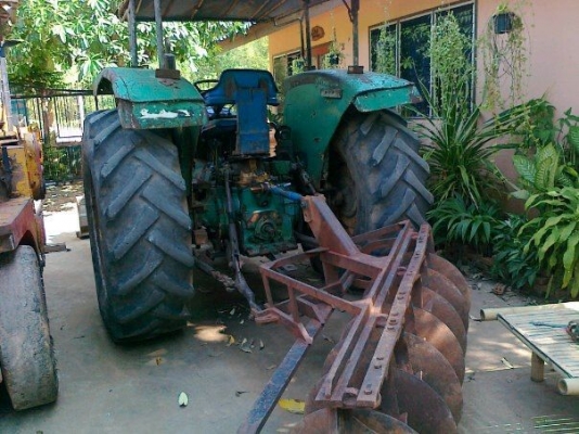 ขายรถไถ จอนห์เดียร์ 2130 ขายรถไถ จอนห์เดียร์ 2130