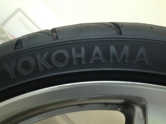 ขายล้อแม็กพร้อมยาง NISSAN FAIRLADY ขอบ 19