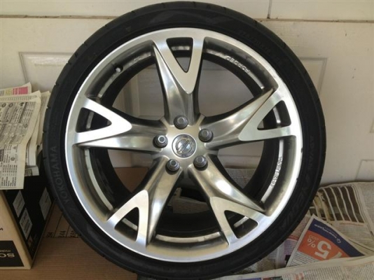 ขายล้อแม็กพร้อมยาง NISSAN FAIRLADY ขอบ 19