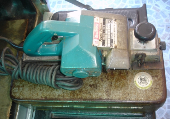 ขายกบไฟฟ้า 3 นิ้ว Makita รุ่น 1100 (750w.)