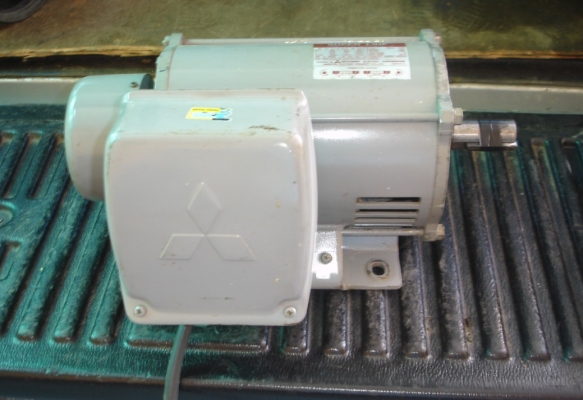 ขายมอเตอร์ MITSUBISHI 2 แรงม้า รุ่น SCL-KR 4P