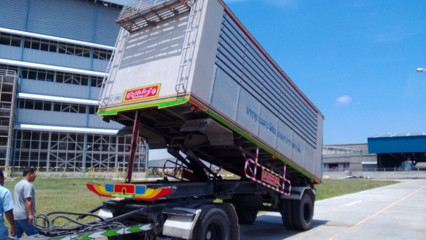 ขายรถดั๊ม พ่วง deca 270 (เครื่องเสีย) ระบบ NGV ขายรถดั๊ม พ่วง deca 270 (เครื่องเสีย) ระบบ NGV