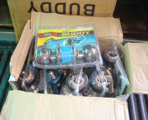 ขายเหมาลูกบิดประตู buddy รมดำ