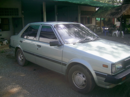 ขา่ยถูก Nissan sunny จ.ตราด