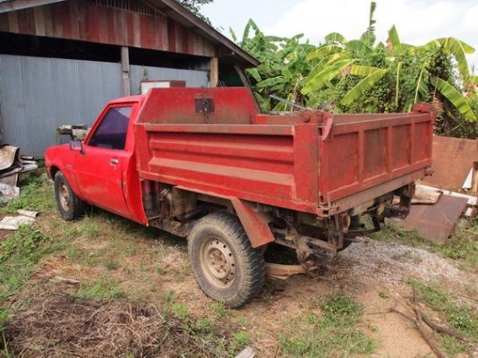 ขายรถดั้ม Mitsubishi เฉินหลง ปี23 ตามสภาพพร้อมใช้งาน