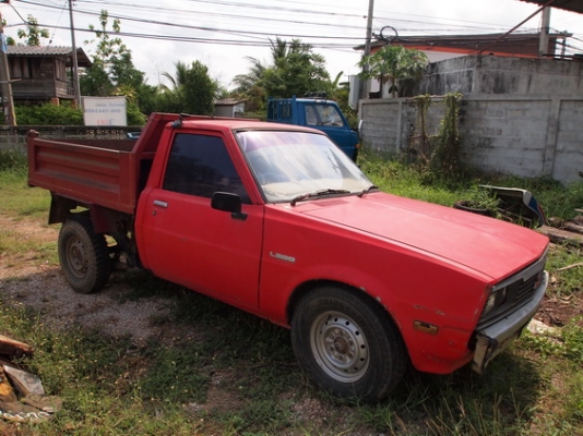 ขายรถดั้ม Mitsubishi เฉินหลง ปี23 ตามสภาพพร้อมใช้งาน