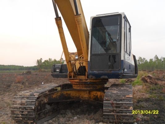komatsu PC200-5 ขายดาวน์