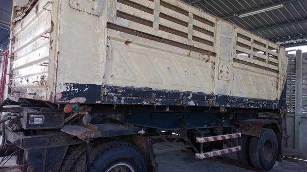 หางลูกพ่วงดั้มสามมิตรปี*45หาง2คานแท้ๆสีไม่ค่อยสวยเท่านั้น(มีฝาท้ายครบ)