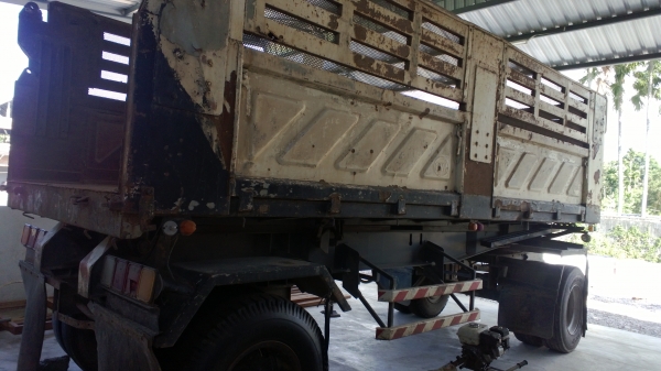 หางลูกพ่วงดั้มสามมิตรปี*45หาง2คานแท้ๆสีไม่ค่อยสวยเท่านั้น(มีฝาท้ายครบ)