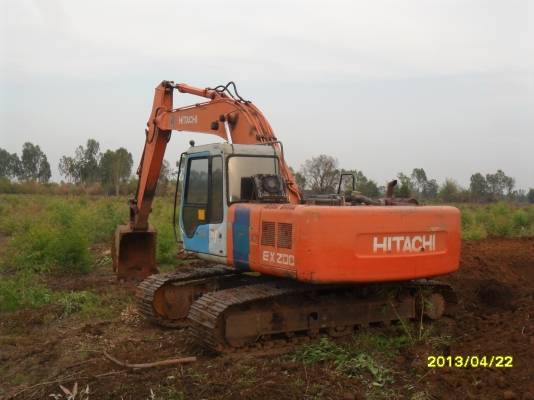 ขายด่วน  HITACHI  EX 200-2 สภาพสวยเอกสารเล่มทะเบียน