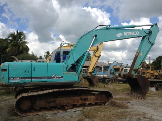 kobelco sk200 mark6 สวยสวย kobelco sk200 mark6 สวยสวย