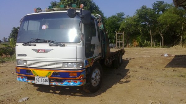 รถสิบล้อหัวลาก HINO 195 แรงม้า เพลาเดียว