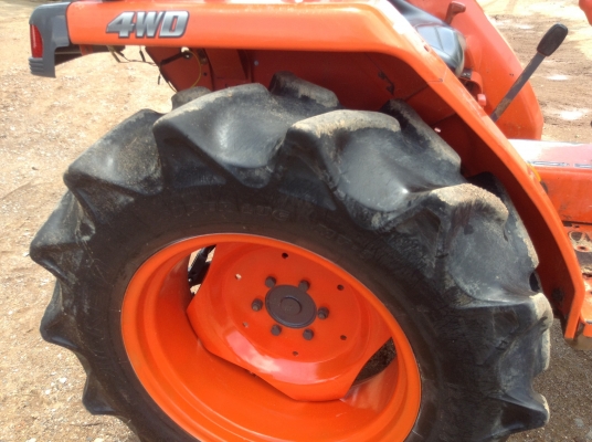 คูโบต้า L3408 4 WD 2 เพลา ตัวเปล่า พร้อมใช้งาน..ราคาถูกๆ