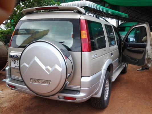 Ford everest 2.5 เกี่ยรธรรมดา ปี46 Ford everest 2.5 เกี่ยรธรรมดา ปี46