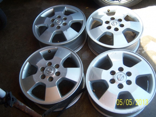 แม็กซ์ ขอบ 16  6รู นิสสันสวยๆ