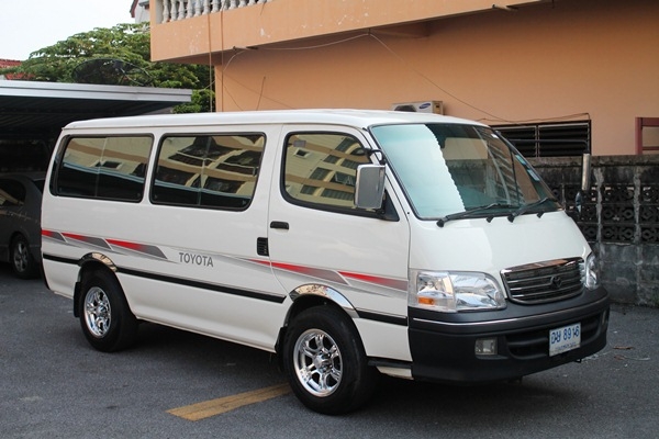 ขายรถตู้ HIACE หัวจรวด เครื่อง 3000