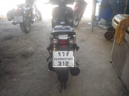 ลดให้ใจถึงHONDAคลิ๊ก สดสวยเครื่องดี ขายถูกๆๆ12800บาท