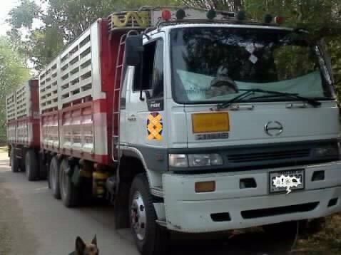 HINO FM 2K - 260 HP M10U รถพ่วงแม่+ลูก กระบะเหล็กคอกสูงเกษตรไม่ดั๊มพ์ของอู่สหกิจ ลูก 2 คานไม่ดั๊มพ์ รถสวยจัดทั้งแม่ทั้งลูก เครื่องแน่นแรงดี ภายในเก๋งสวยครบพร้อม แอร์ เพาเวอร์ เบรคทริ๊ปฟี้ ช่วงล่างคัชซีสวย ยางสภาพดี 70\% ทั้งแม่ลูก ราคาต่่่อรองได้นะครับ