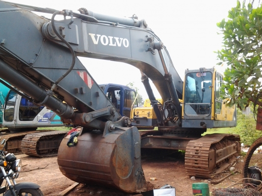 Volvo EC460