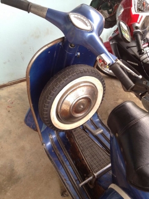 ขายเวสป้า sprint 150 หัวเหลี่ยม ราคาจับต้องใด้ครัฟ