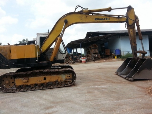 ฝากขายรถแบคโฮ Komatsu 120-1 ( มี 2 คัน ) ขายโดยไม่ได้ตั้งราคา หากคุณหรือพ่อค้านายหน้าสนใจก็โทรมาเสนอราคากับคุณนุ ถ้าตกลงกันได้จ่ายเงินแล้วเอารถไปเลย 0872976734