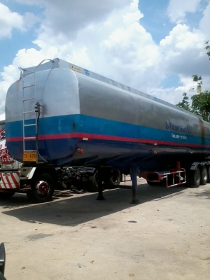 ขายหัวลาก320ปี48พร้อมหางน้ำมัน60000ลิตร