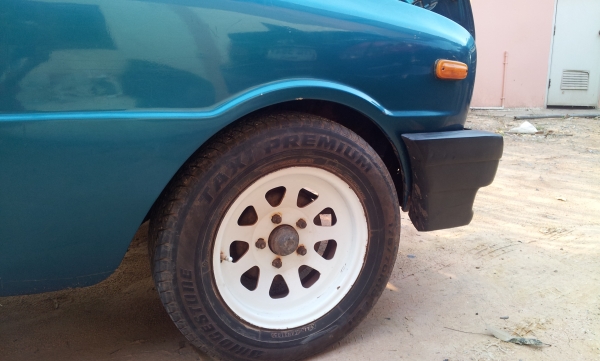 ขาย มาสด้า สี่ขอ ห้าเกียร์ สวยๆ  ครับ