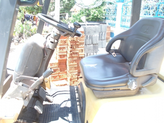 ฟอร์คลิฟต์มิตซู2ตันFd20T ฟอร์คลิฟต์มิตซู2ตันFd20T