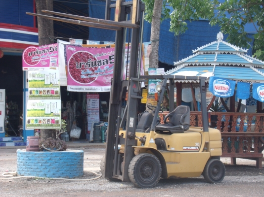 ฟอร์คลิฟต์มิตซู2ตันFd20T ฟอร์คลิฟต์มิตซู2ตันFd20T