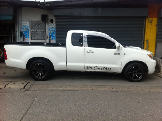 ขายวีโก้แต่งสวยปี06ขาย570000บาทรถมือเดียว