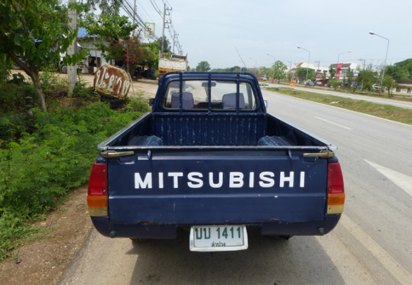 mitsubishi L200 ไฟกลม ช่วงสั้น mitsubishi L200 ไฟกลม ช่วงสั้น