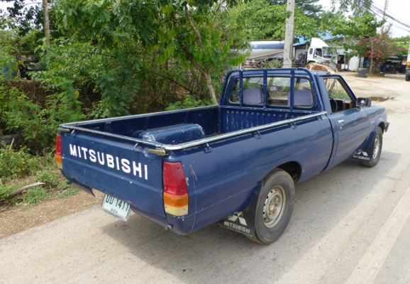 mitsubishi L200 ไฟกลม ช่วงสั้น mitsubishi L200 ไฟกลม ช่วงสั้น