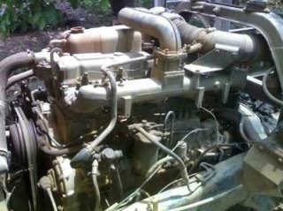 ขาย10ล้อเทรลเลอร์ NISSAN UD 2เพลาดั้ม สภาพพร้อมใช้งานเครื่องเกียร์ดี เอกสารสัญญาซื้อขาย