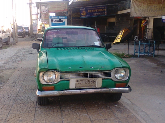 ford accord 2 ประตู